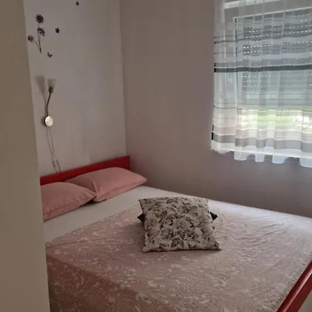 Apartmani Gimi Shine Vrsi Room photo